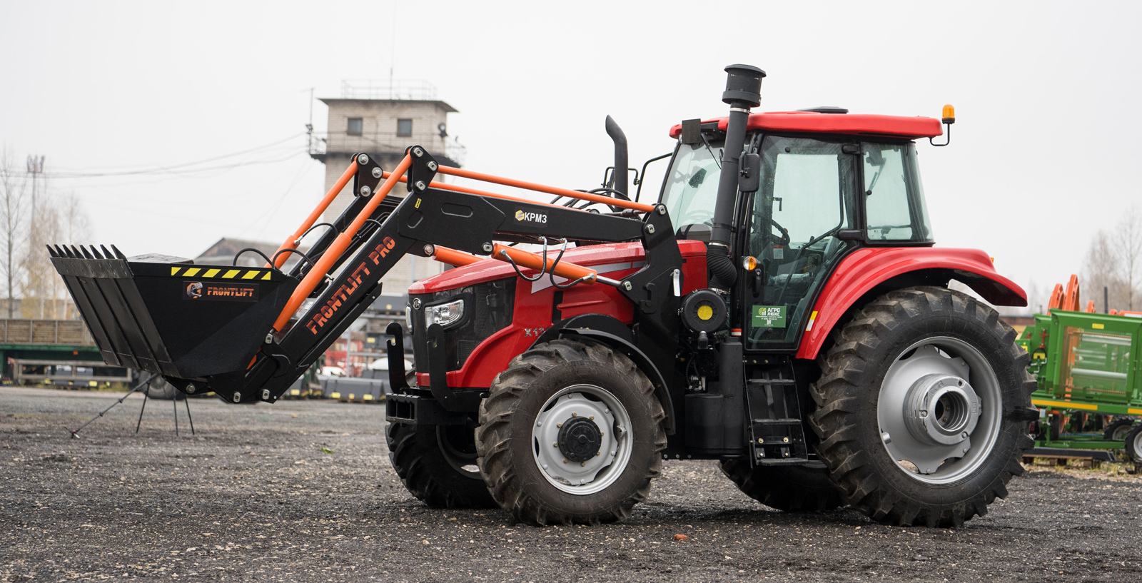 КРМЗ начал серийно производить две новых модификации погрузчика FRONTLIFT КРМЗ начал серийно производить две новых модификации погрузчика FRONTLIFT